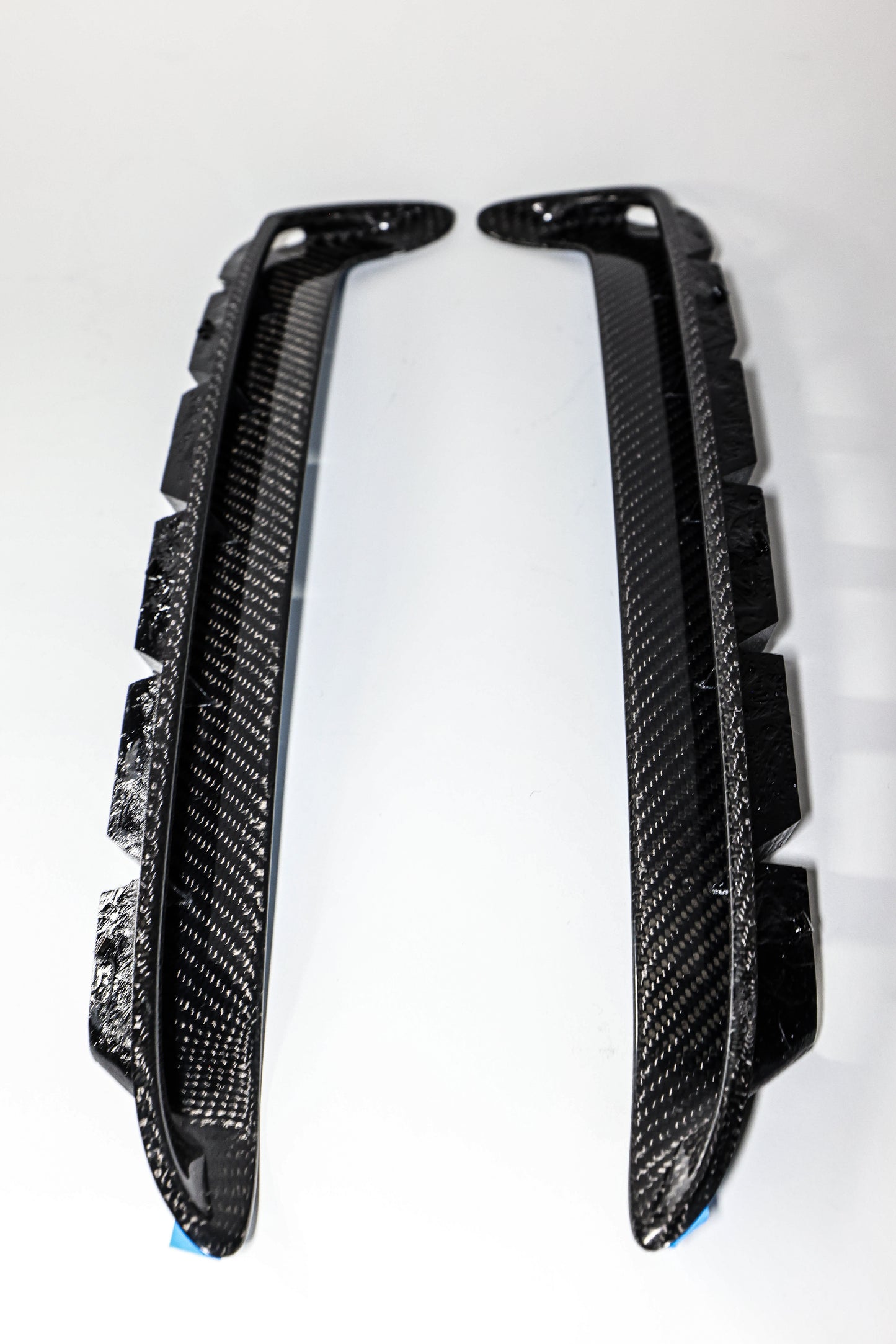 GT350 carbon fender vents