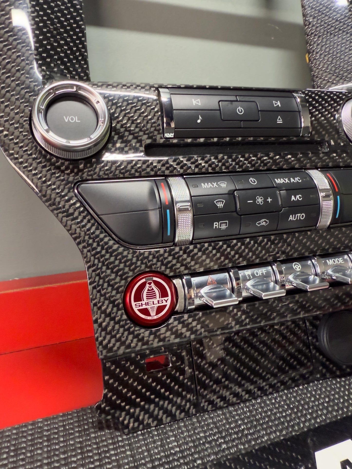 2015-23 MUSTANG CARBON FIBER NAVIGATION BEZEL