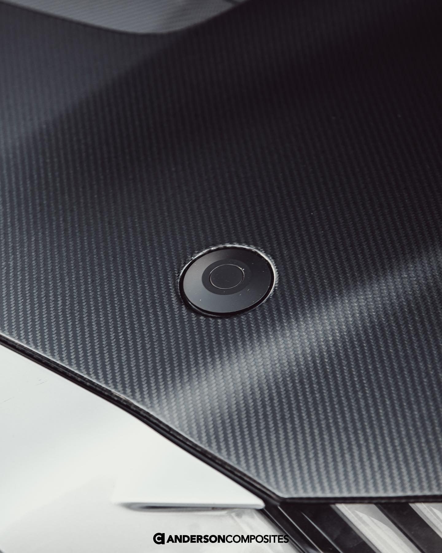 2020-22 MUSTANG SHELBY GT500 DOUBLE SIDED CARBON FIBER HOOD