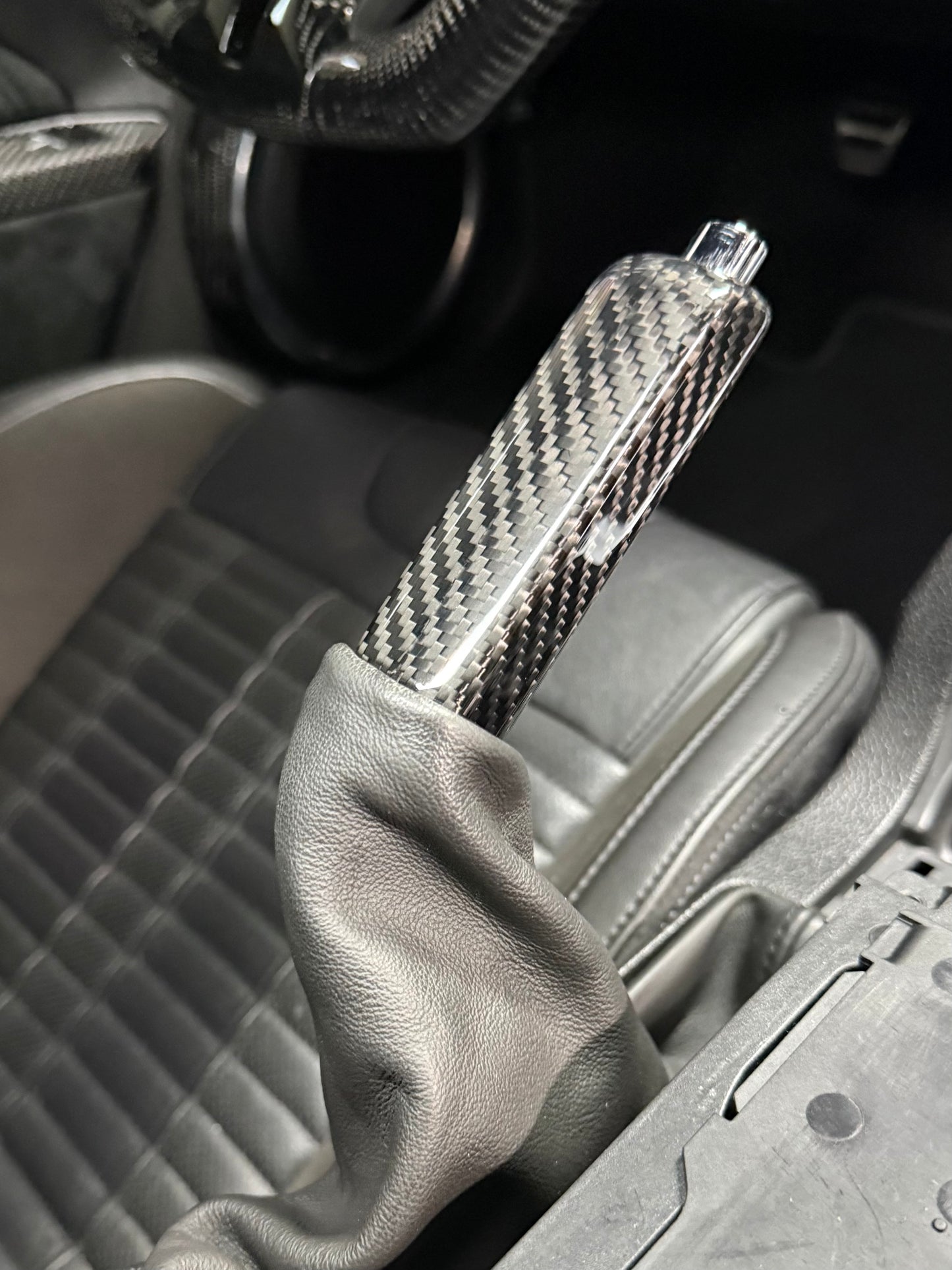 2010-14 MUSTANG CARBON FIBER E BRAKE HANDLE