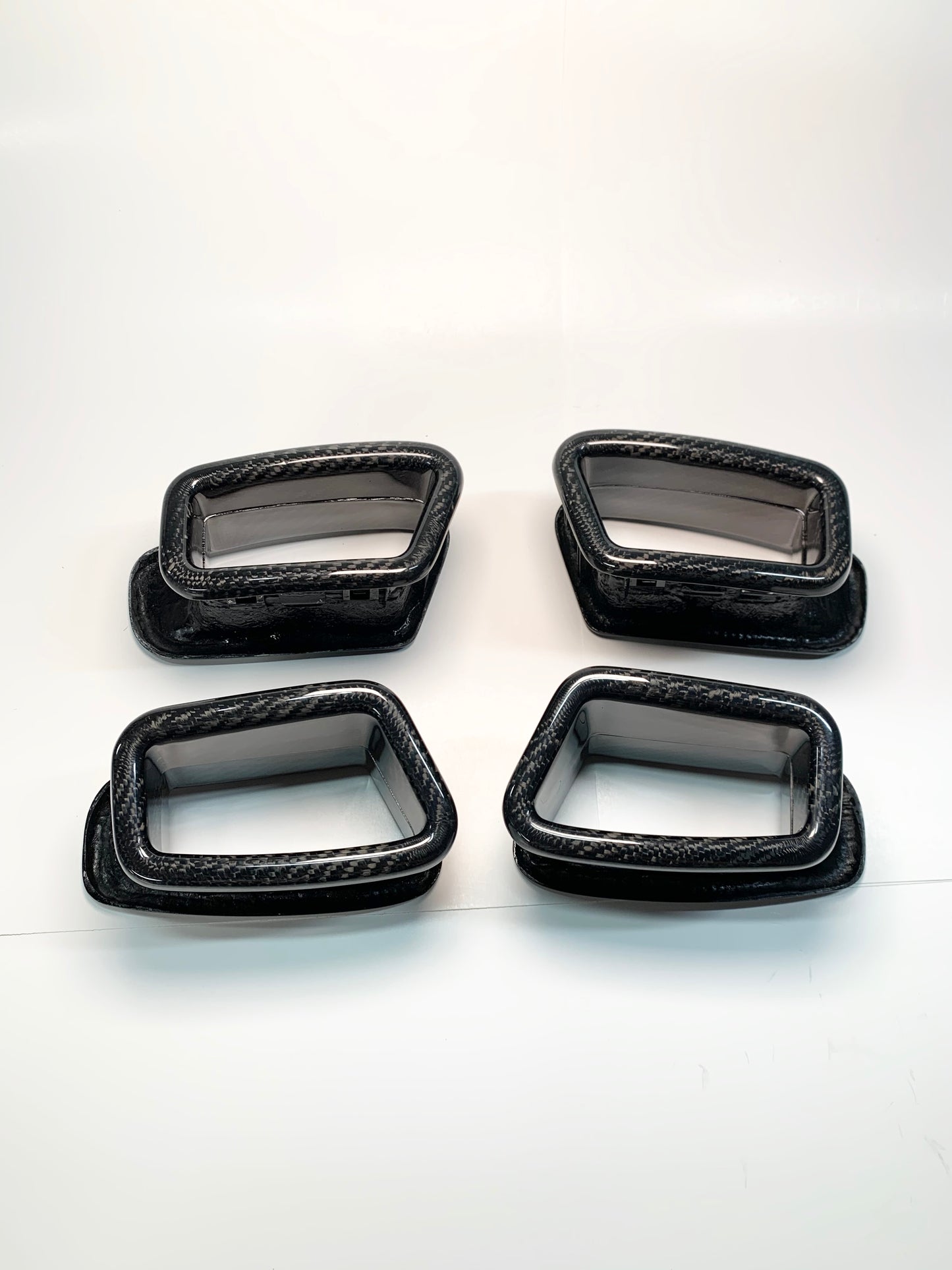 2011-2022 MUSTANG CARBON FIBER RECARO SEAT INSERTS