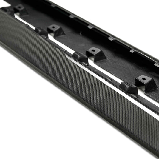 Type-AR carbon fiber side rocker panel splitters - installed view