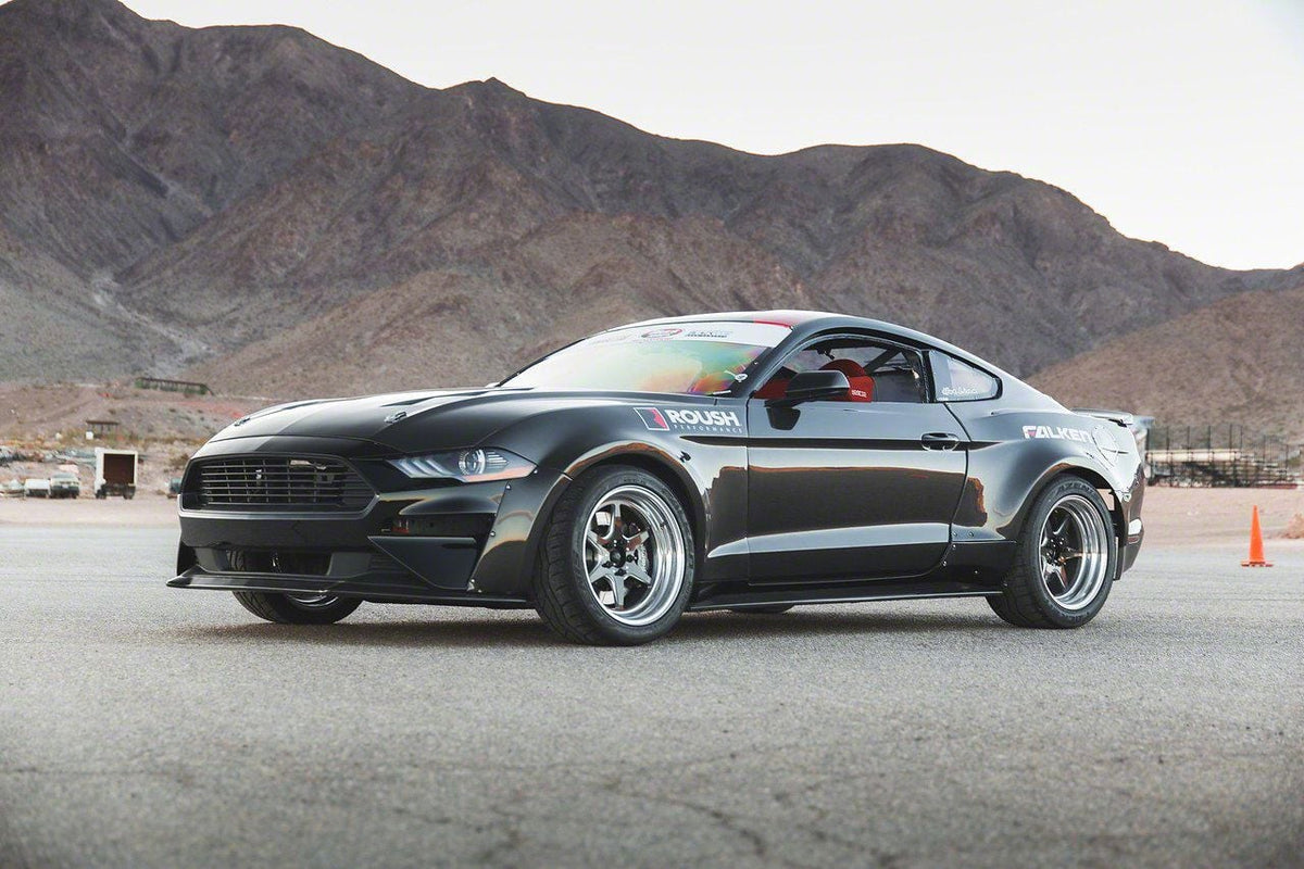 Anderson Composites JTP 10-piece carbon fiber widebody kit for 2018-2023 Ford Mustang - installed view 3