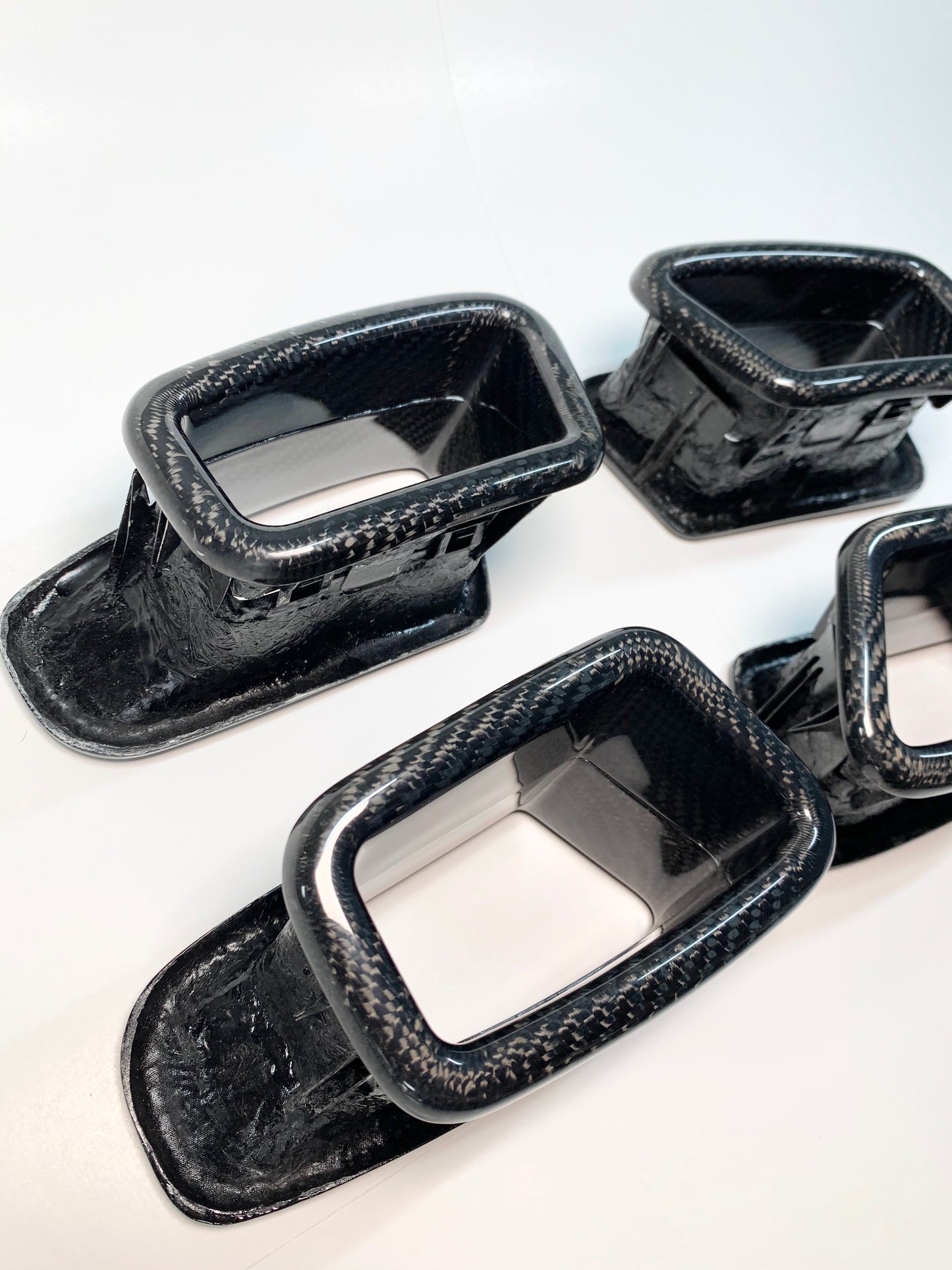 2011-2022 MUSTANG CARBON FIBER RECARO SEAT INSERTS