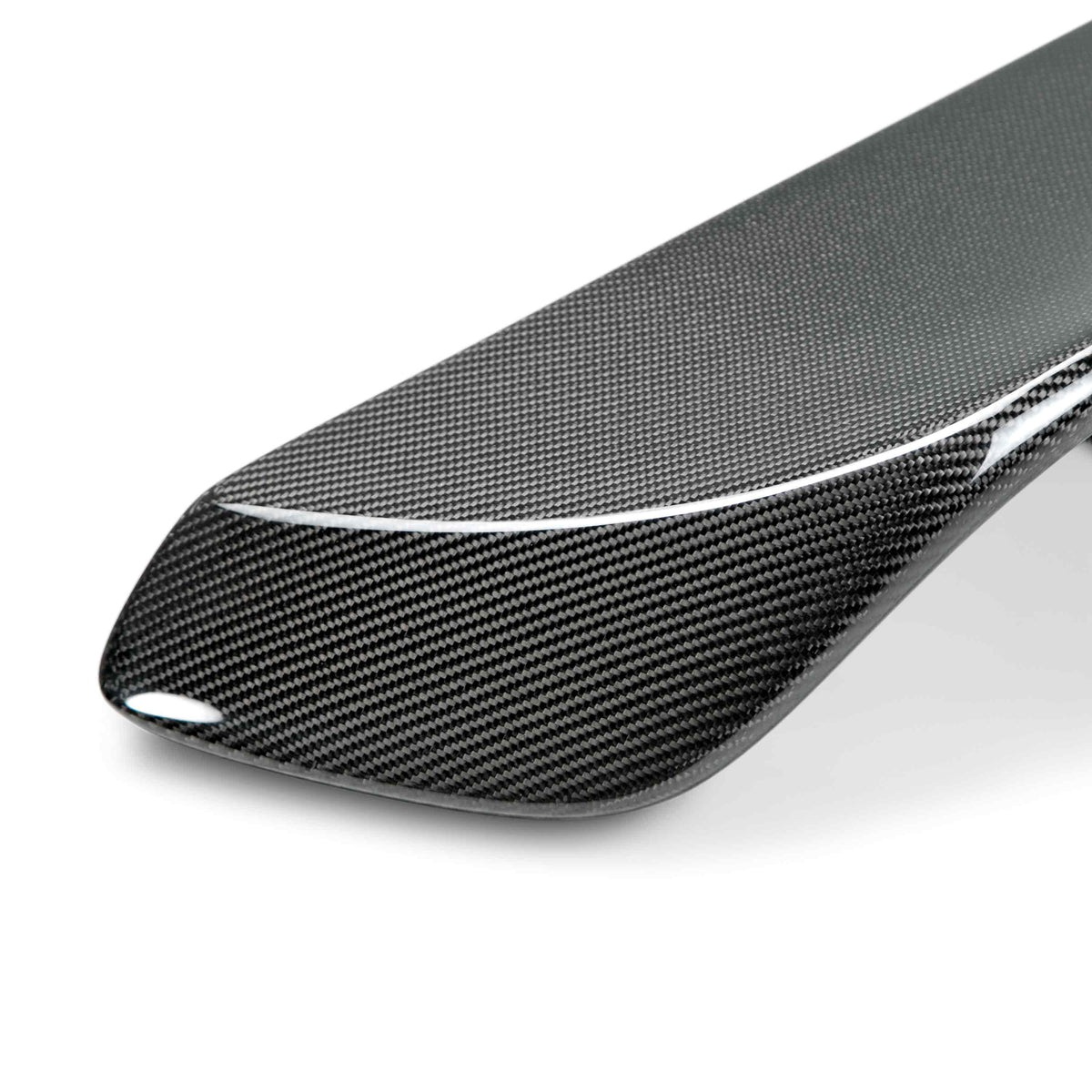 Type-AT carbon fiber rear spoiler - end detail