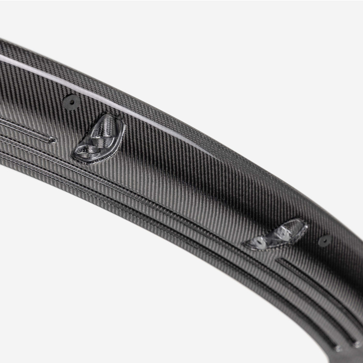 2024-26 Ford Mustang Dark Horse carbon fiber rear spoiler center blade view 7