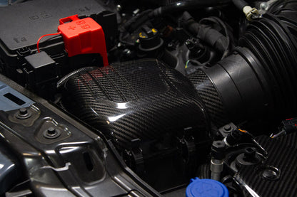 Mustang S650 Dark Horse carbon fiber intake box cover installed